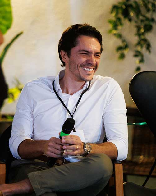Empresário em roda de conversa